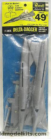 Revell 1/78 F-102 A Delta Dagger (Early Tail) Air Cadet Series, H116 plastic model kit